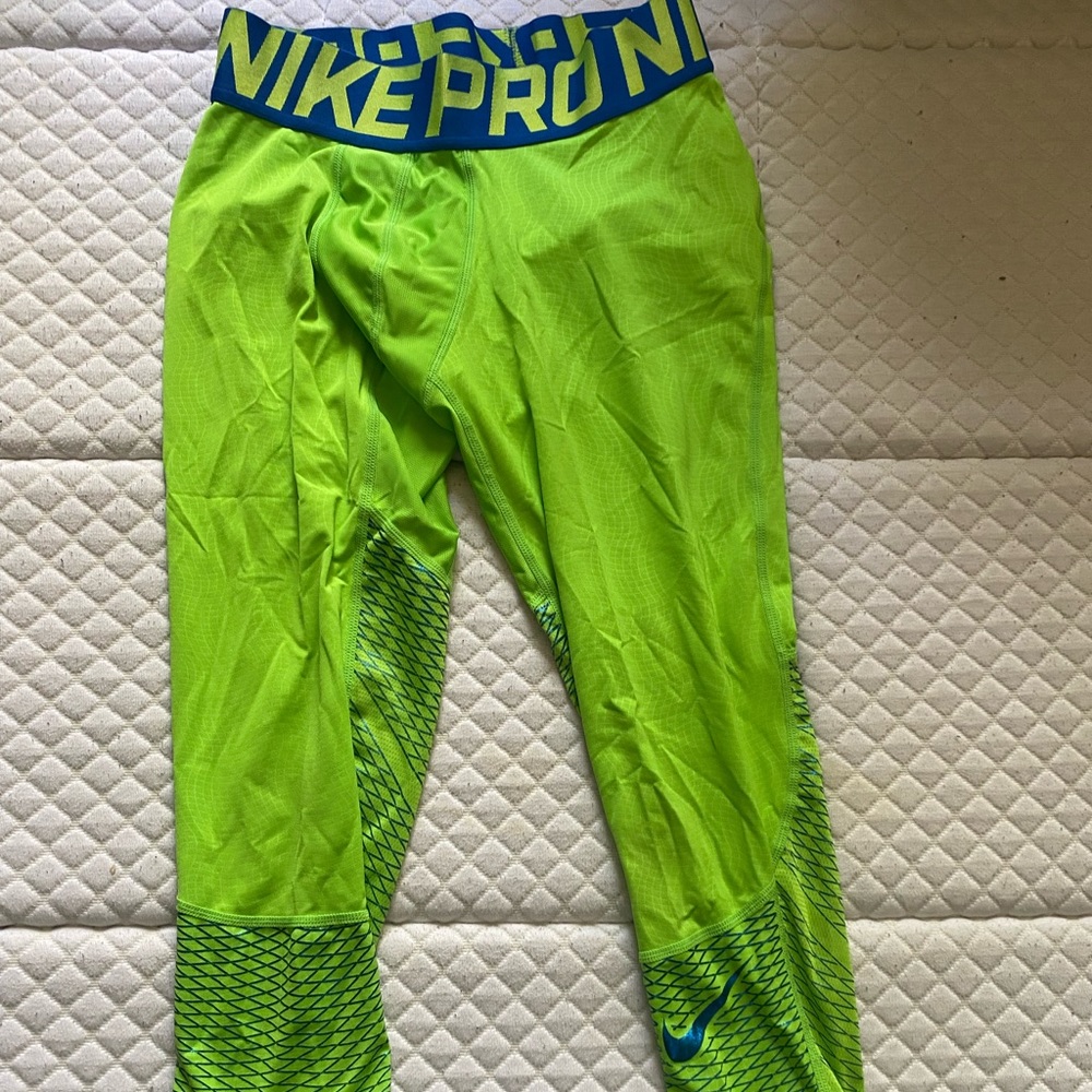 Nike Pro  3/4 compressions